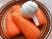 морковный суп-пюре с чесноком